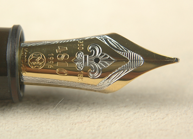 Pre-Owned Pens: 6322: Mont Blanc: Alexandre Dumas