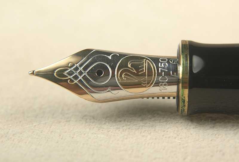 Pre-Owned Pens: 6392: Pelikan: Souveran M800