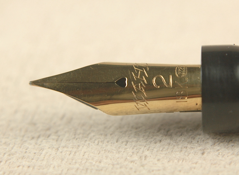 Vintage Pens: 6474: Wahl-Eversharp: Fountain Pen