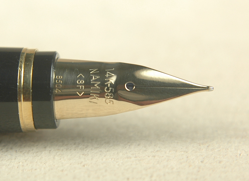 Pre-Owned Pens: 6529: Namiki Pilot: Falcon