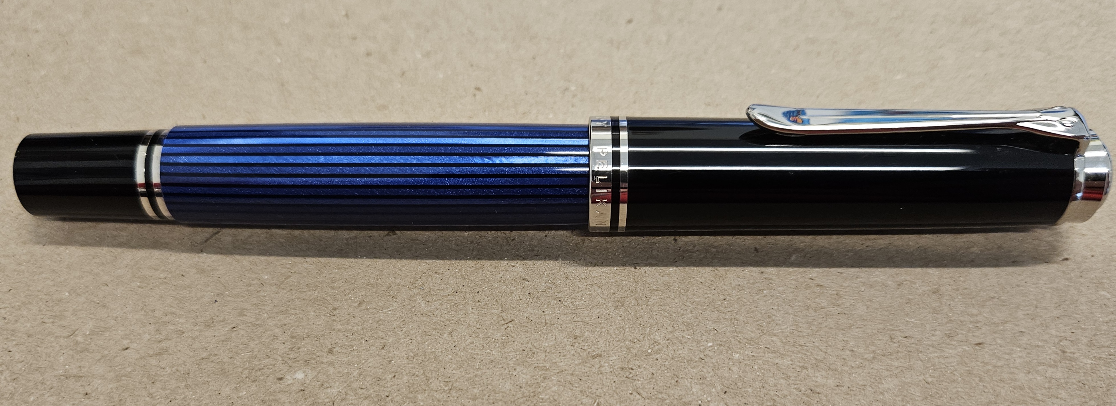 Pens and Pencils: : Pelikan: R805