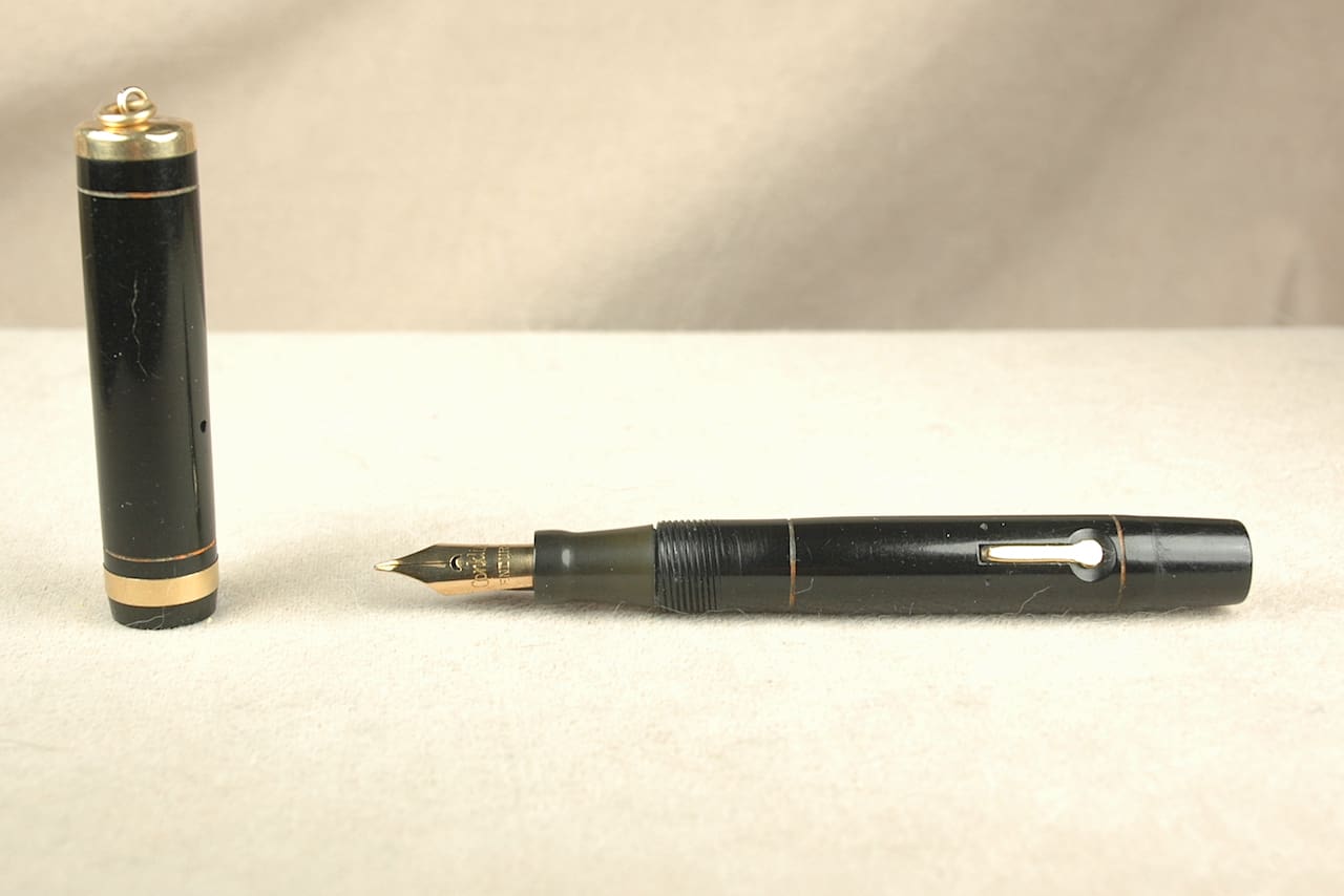 Vintage Pens: Conklin Endura - ThePenMarket.com